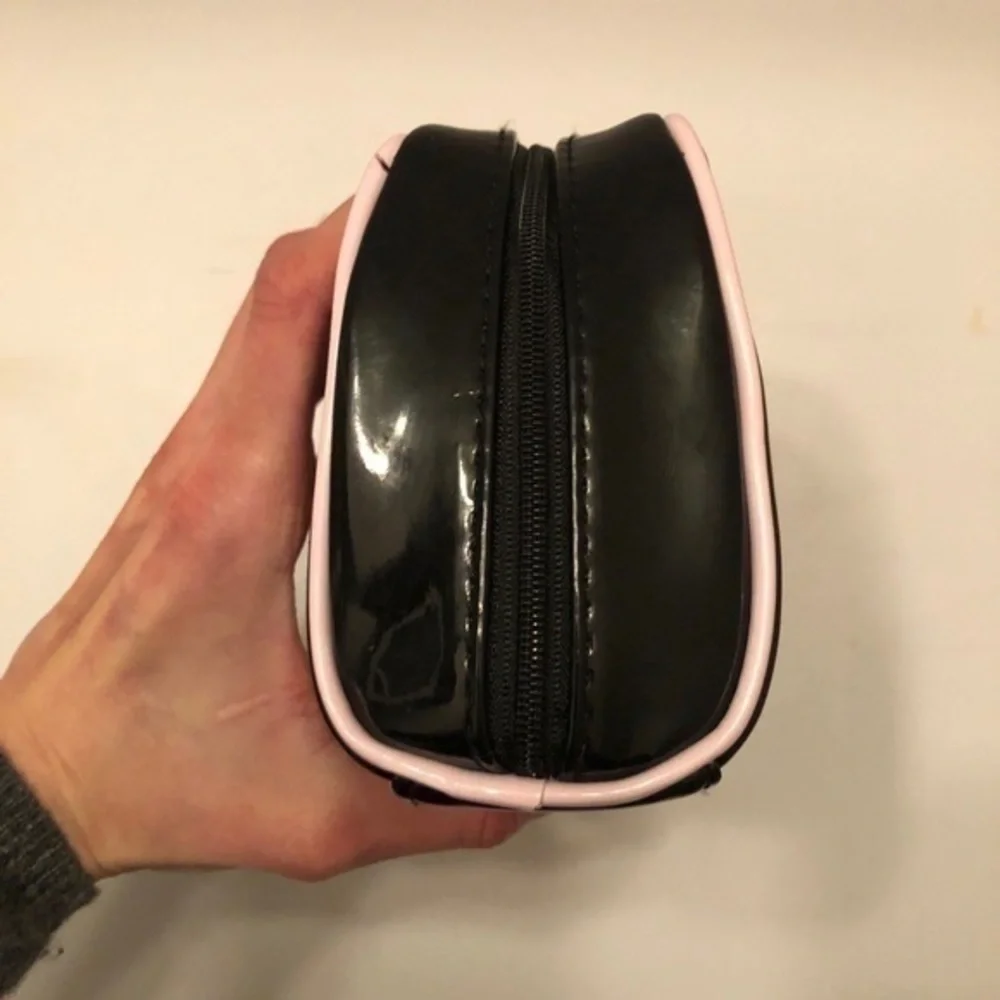 YSL yves saint Laurent beauty cosmetic bag pouch